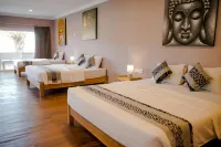 Coconut Lodge