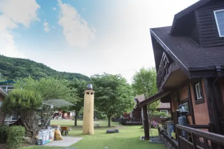 Wanju Forest Garden Pension