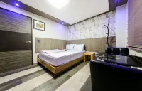 Jinju Cheongyong Hotel dekat Jinyang Lake