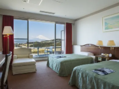 かんなみスプリングスカントリークラブ・ホテル函南 函南町のホテル