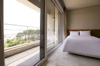 Taean (Kkotji) Del Mar Hotels near Yeongmok Port