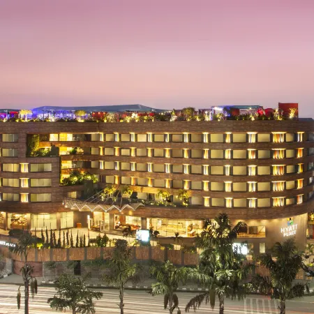 Hyatt Place Hyderabad Banjara Hills Отели рядом с достопримечательностью «Район Амеерпет»