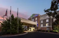 Holiday Inn Express & Suites GREENSBORO - AIRPORT AREA by IHG - Airport Shuttle