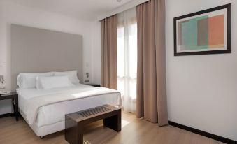 3. Hotel Ca..