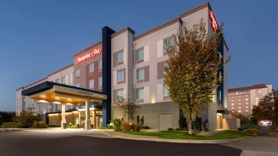 Hampton Inn by Hilton Nashville Airport Century Place