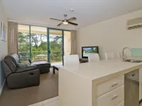 Shelly Bay Resort Hotels in Torquay