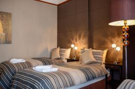 Tanes Hotel