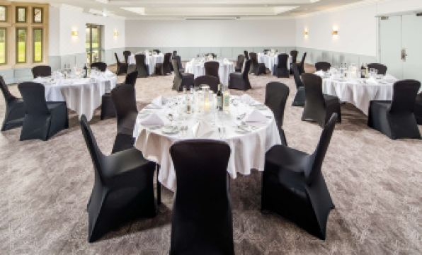 Cambridge Belfry Hotel & Spa