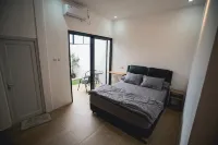 Oetara Room Manahan Hotel a Kerten