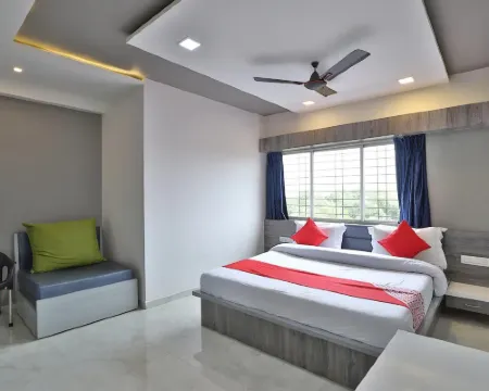 Hotel Preet Palace Hotels in Valsad