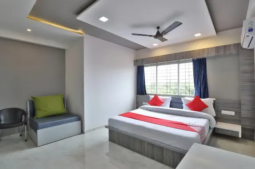 Hotel Preet Palace Hôtels à : Valsad