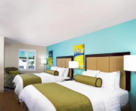 Silver Palms Inn