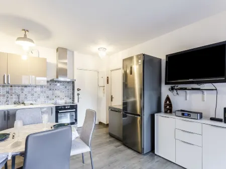 Port de La Gavine Отели рядом с Аэропорт Йер