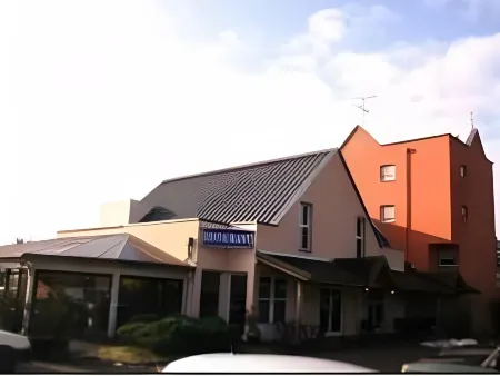 Kyriad Direct Lure Отели в г. Фруадтер