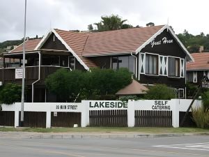 Lakeside Accommodation