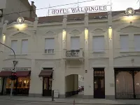 瓦爾丁格酒店