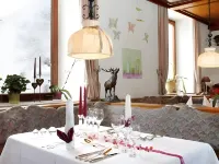 Gasthof Zum Hirsch - Breakfast