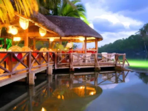 สวนลากูน โรงแรมในพอร์ตวิลา