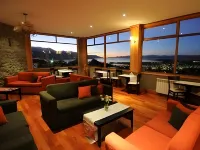 Altos Ushuaia Hotel & Resto Hotels near Mount Susana