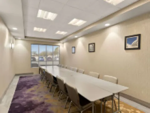 Comfort Inn & Suites Hotels in Lea County