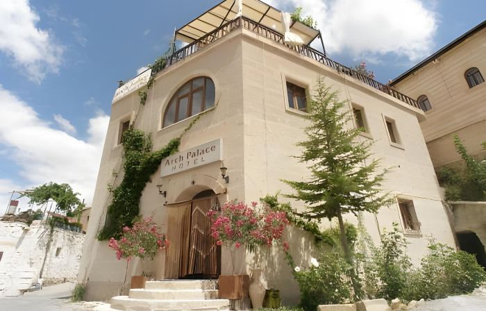 Arch Palace