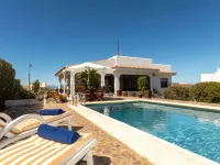 Villa Paloma - Pools