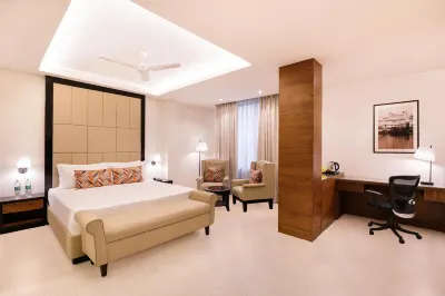 Lemon Tree Hotel Bhopal Hotels near Shri M.W. Siddique Memorial Park, Rajat Nagar
