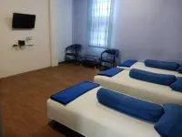 Dream House Hotels in Ladang