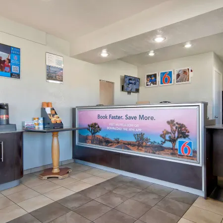 Motel 6 Albuquerque, NM - Carlisle