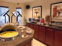 Staybridge Suites NORTH BRUNSWICK by IHG - breakfast