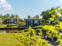 Tiny Lodge 4 Hôtels à : Biddinghuizen