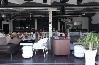Dionisos Hotel - vue sur la montagne