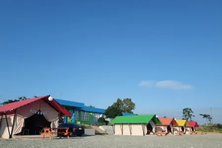 Yeongam Deulsori Kids Glamping Отели рядом с достопримечательностью «Daebul University»