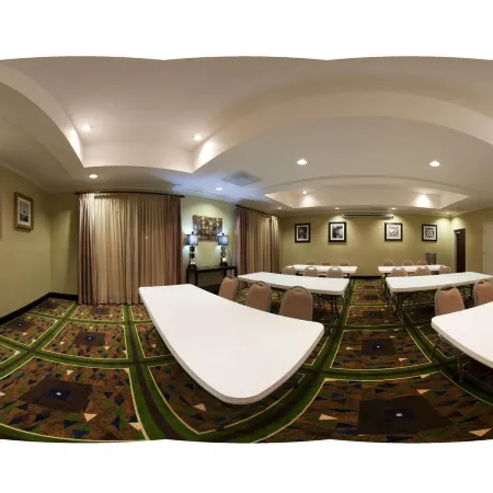Holiday Inn Express & Suites Columbus - FT Benning Maingate by IHG