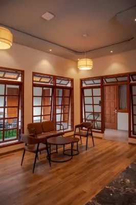 T-Door Guest House - 2-Star