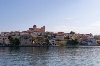 Nautilus Apartments