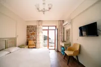Yakamoz Otel - balcony
