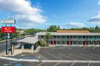 이코노 로지 우드랜드