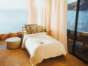 Frangipani El Nido