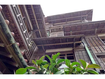 Misakikan Honten Отели рядом с достопримечательностью «Миура Каинган Бич»