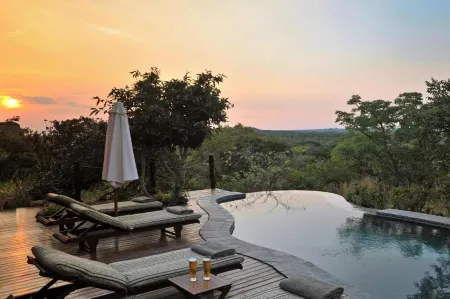 Zwahili Private Game Lodge & Spa