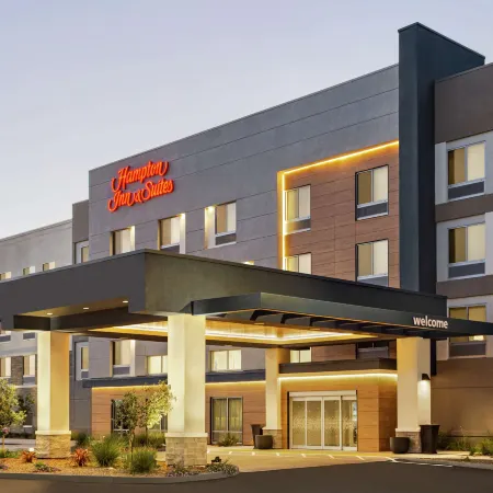 Hampton Inn & Suites Oroville