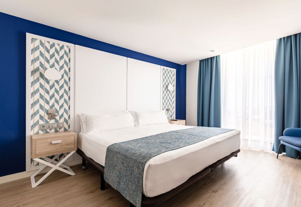 Hotel Catalonia Oro NegroOver view