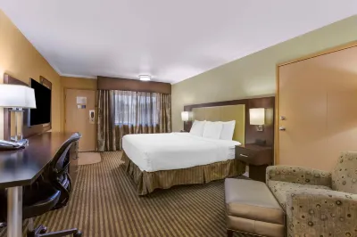 Best Western Royal Sun Inn  Suites Hotel in zona Geronimo Center A