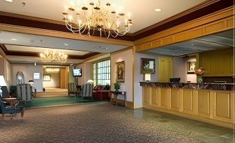 Bella Vista Hotel & Suites