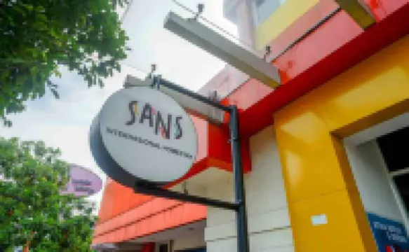 Sans Hotel International Surabaya