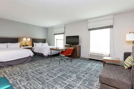 Hampton Inn Acworth Отели рядом с достопримечательностью «Дарр Филд»