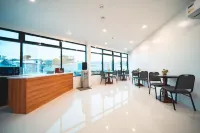 Travelbee Minglanilla Inn Hotel dekat Igutan Falls