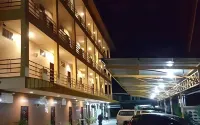 Jirasin Hotel & Apartment Hotels in 
