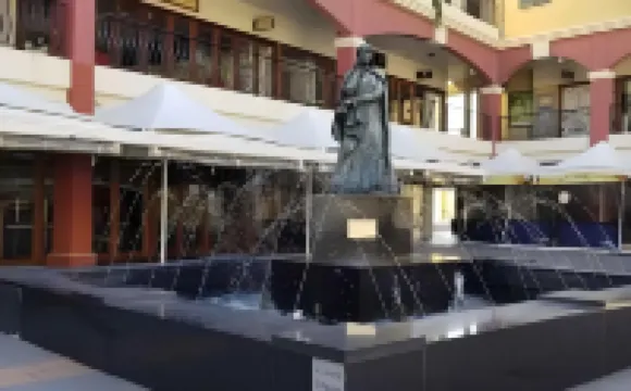 Cityview Studio Accommodation Hotels in Leichhardt